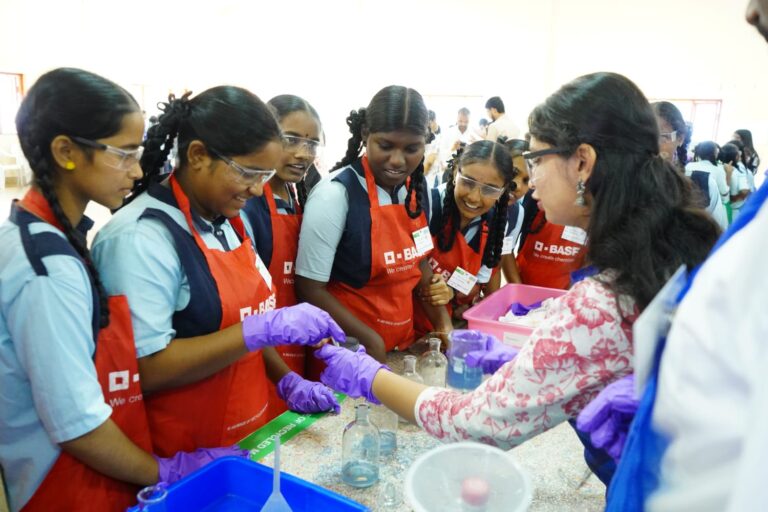 बीएएसएफ किड्स' लैब ने हैदराबाद में 1,150 छात्रों को रसायन और जलवायु शिक्षा दी