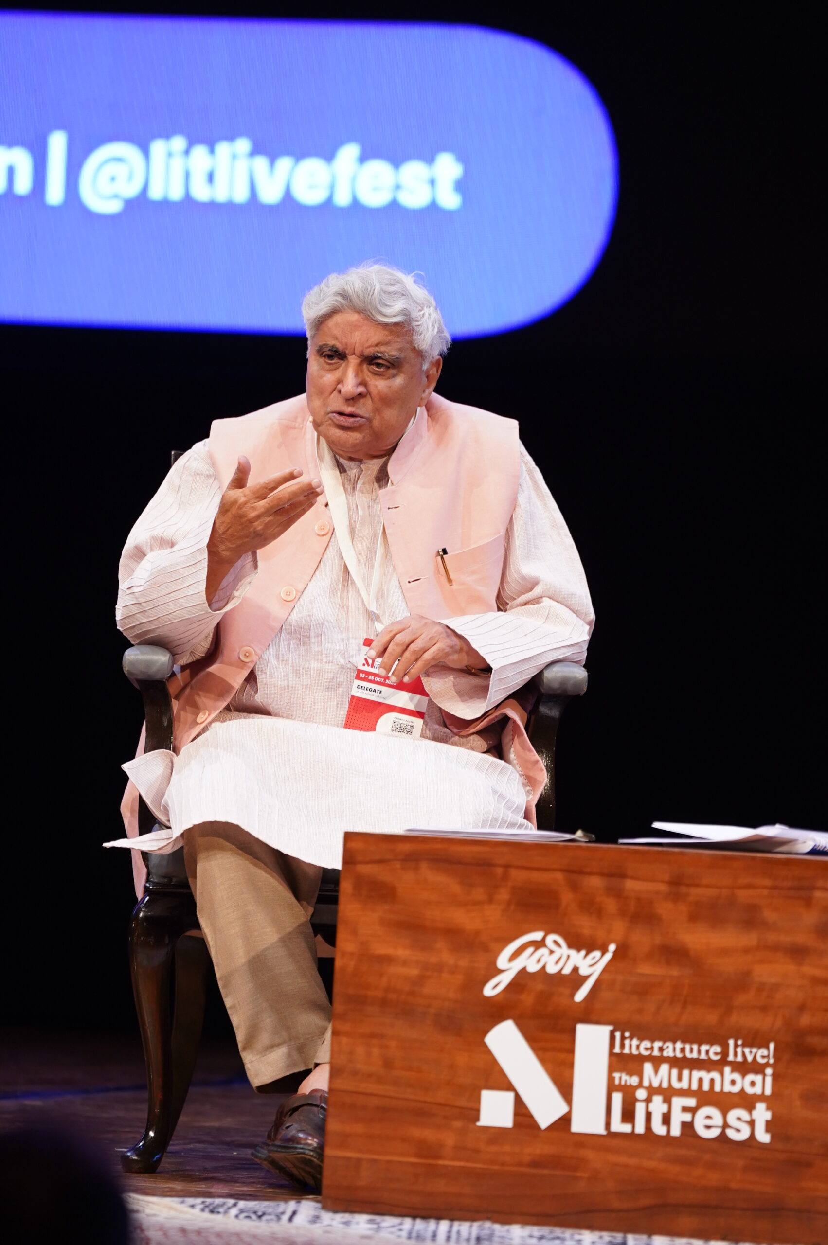 जावेद अख्तर ने गोडरेज लिटरेचर लाइव! 2026 का उद्घाटन किया, एआई और रचनात्मकता पर चर्चा